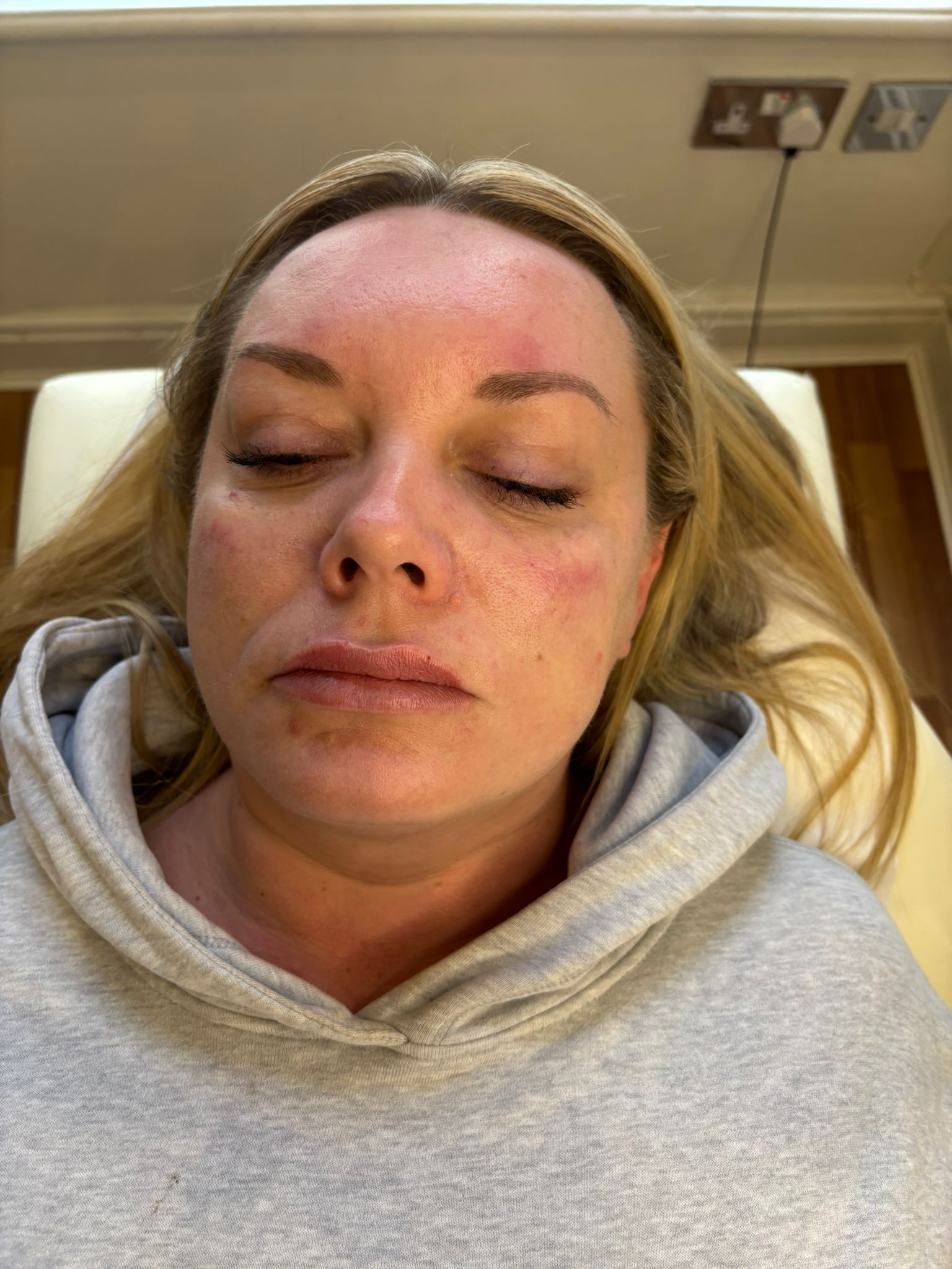 WhatsApp Image 12025-12-30 at 14.58.38